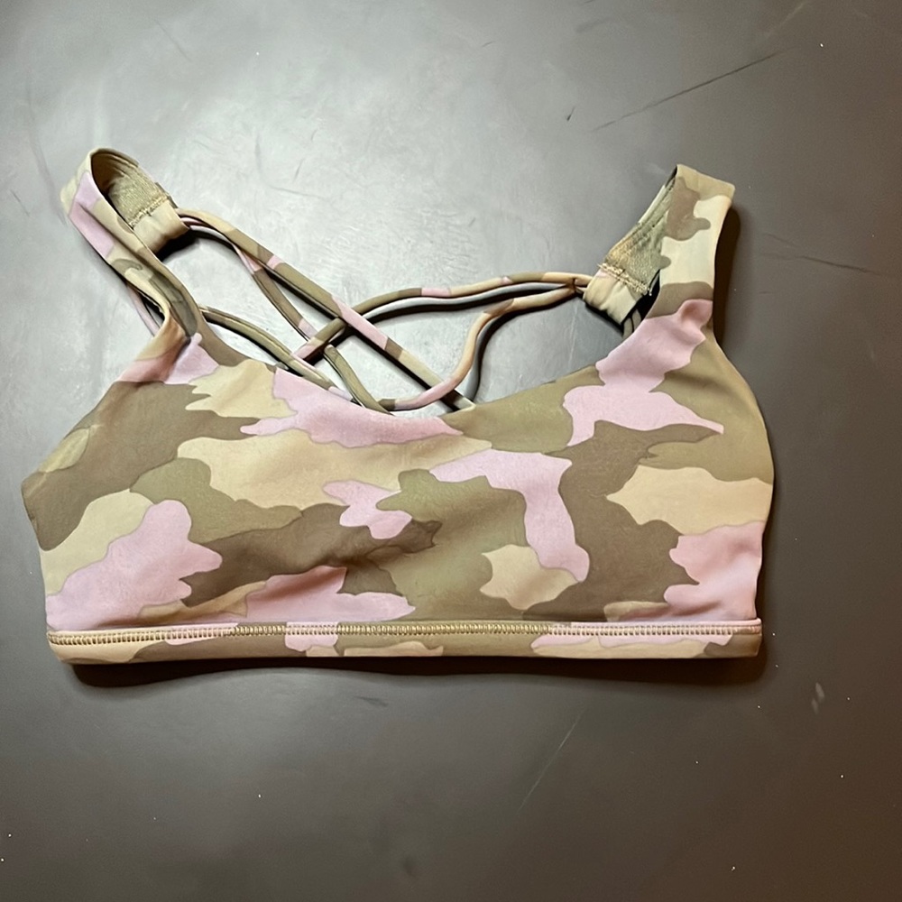 Lulu lemon sports bra